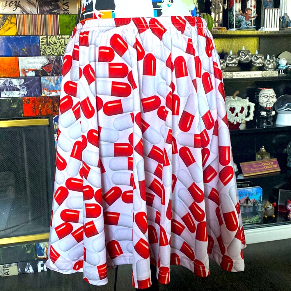 Pill 💊 skirt